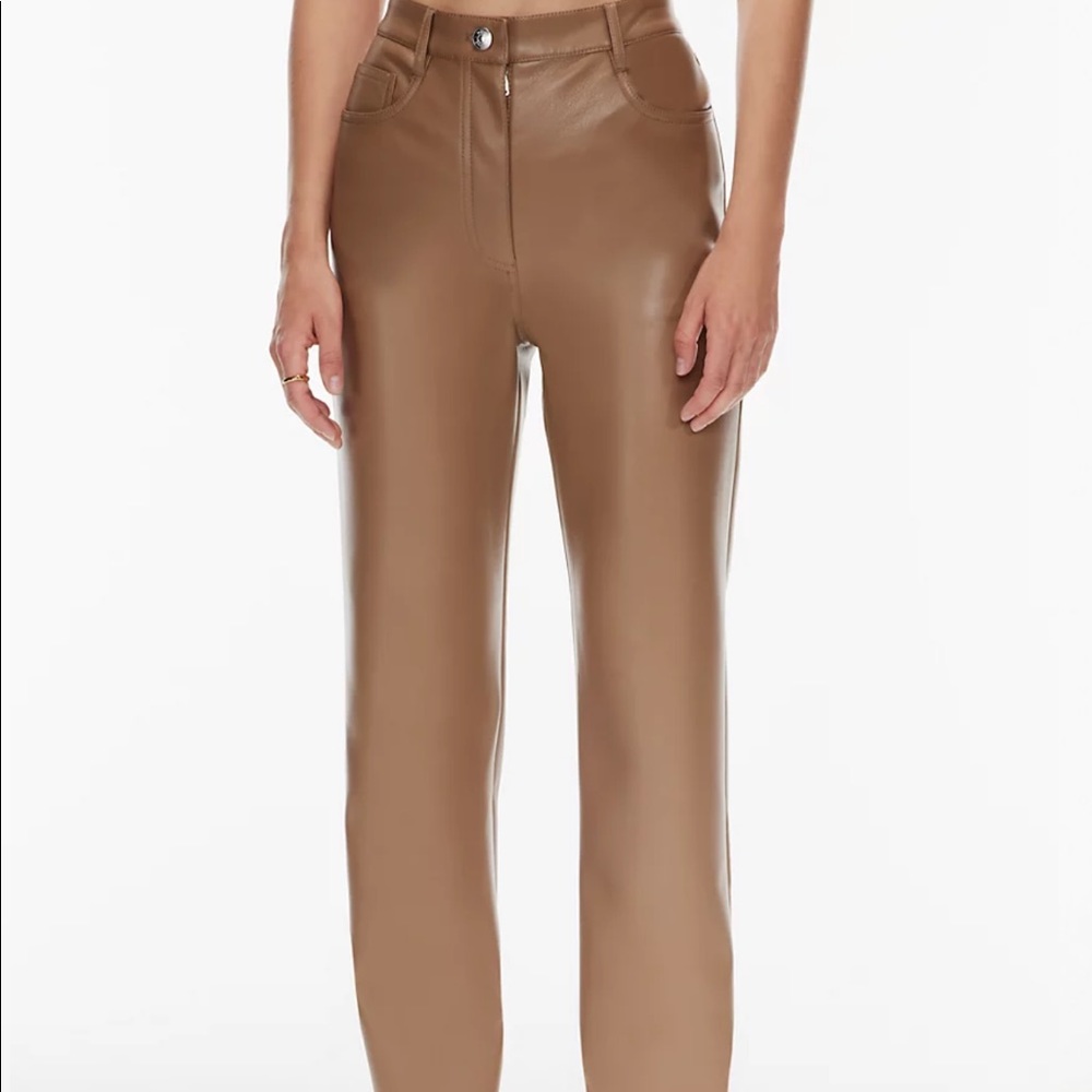 Aritzia Melina pants in constant camel worn once new with tags (tags off tho) s6